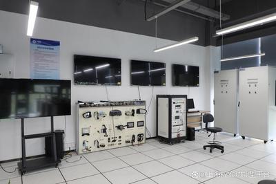 奮進(jìn)汽車(chē)“強(qiáng)芯鑄魂”新征程 上海控安與臨港電力電子達(dá)成戰(zhàn)略合作